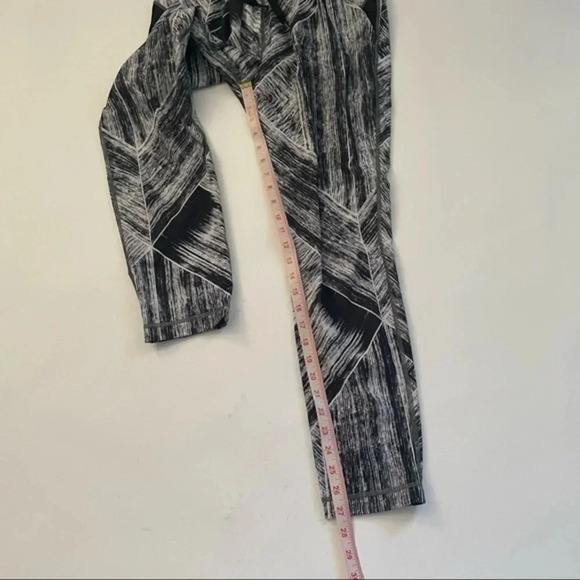 Lululemon Namaskar Pant II Heat Wave Black White - Picture 6 of 7